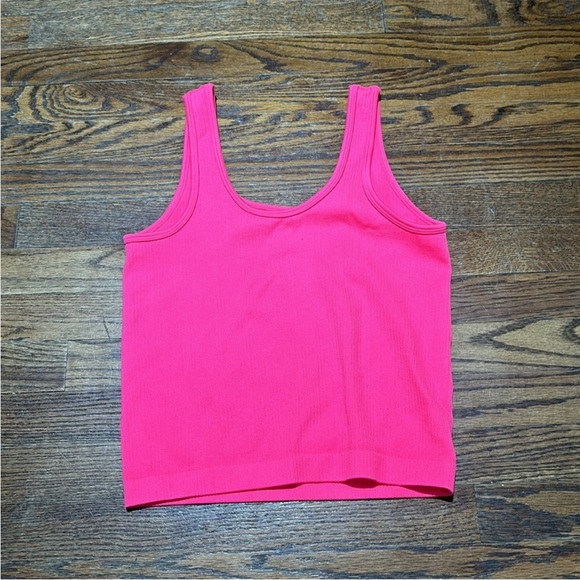 Pink Ribbed Tank Top - Picture 2 of 2